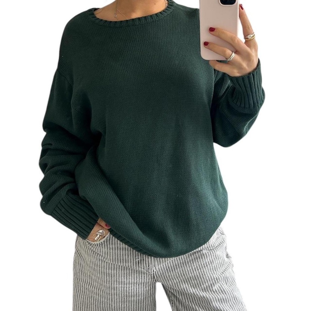 Brandy Melville Green Crew Neck Sweater